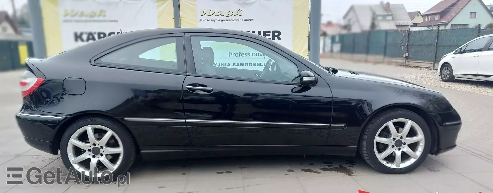 MERCEDES-BENZ Klasa C C 180 Kompressor (143 KM)