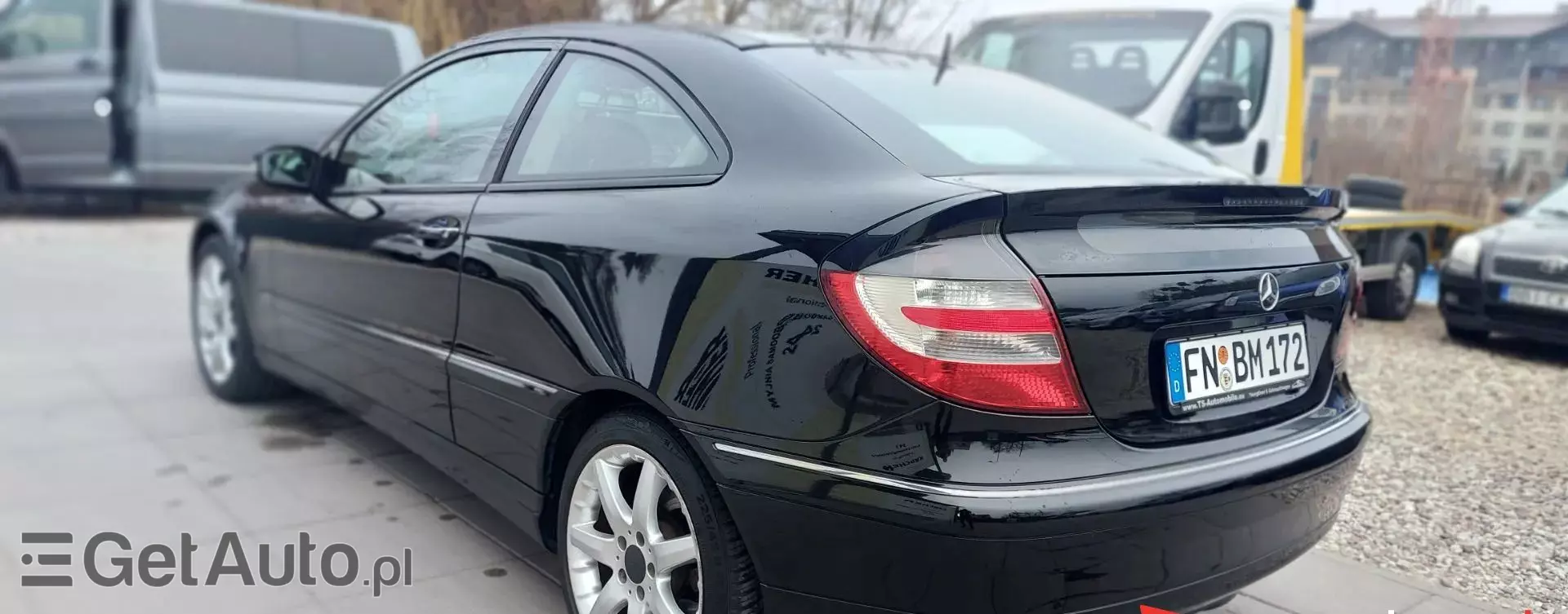 MERCEDES-BENZ Klasa C C 180 Kompressor (143 KM)