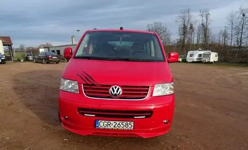 VOLKSWAGEN Multivan 