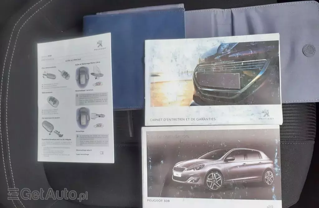 PEUGEOT 308 