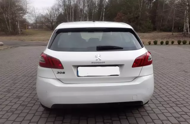 PEUGEOT 308 