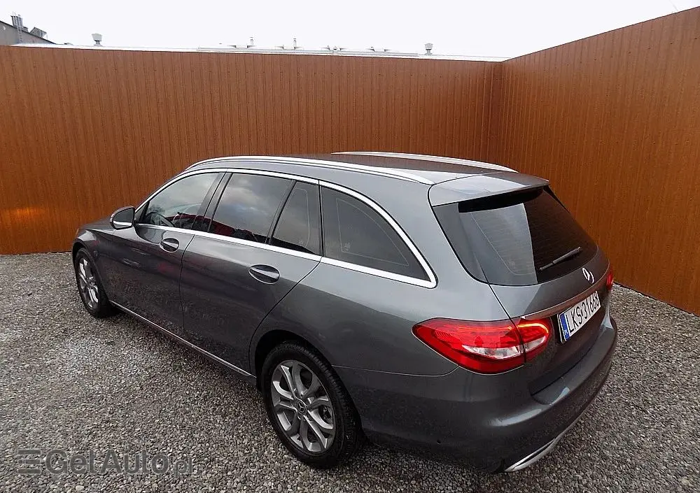 MERCEDES-BENZ Klasa C 180 (BlueTEC) d T Exclusive