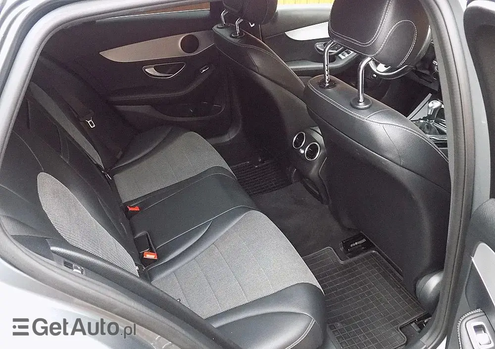 MERCEDES-BENZ Klasa C 180 (BlueTEC) d T Exclusive