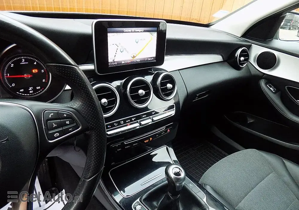 MERCEDES-BENZ Klasa C 180 (BlueTEC) d T Exclusive