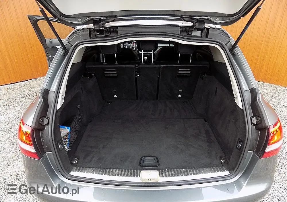 MERCEDES-BENZ Klasa C 180 (BlueTEC) d T Exclusive