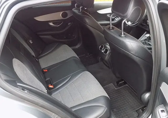 MERCEDES-BENZ Klasa C 180 (BlueTEC) d T Exclusive