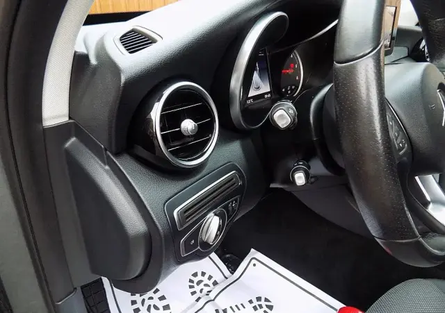 MERCEDES-BENZ Klasa C 180 (BlueTEC) d T Exclusive