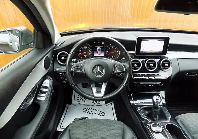 MERCEDES-BENZ Klasa C 180 (BlueTEC) d T Exclusive