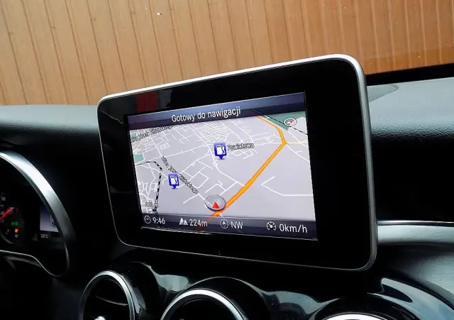 MERCEDES-BENZ Klasa C 180 (BlueTEC) d T Exclusive