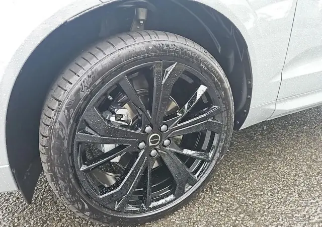 VOLVO XC 60 B5 B AWD Ultra Black Edition