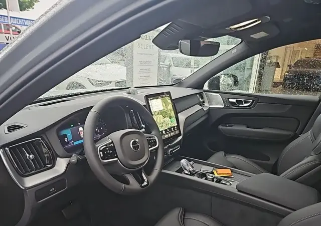 VOLVO XC 60 B5 B AWD Ultra Black Edition