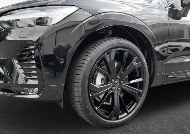 VOLVO XC 60 B5 B AWD Ultra Black Edition