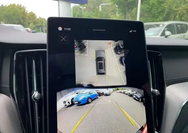 VOLVO XC 60 B5 B AWD Ultra Black Edition