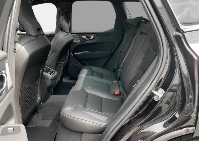 VOLVO XC 60 B5 B AWD Ultra Black Edition