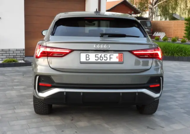AUDI Q3 Sportback 35 TDI S tronic S line
