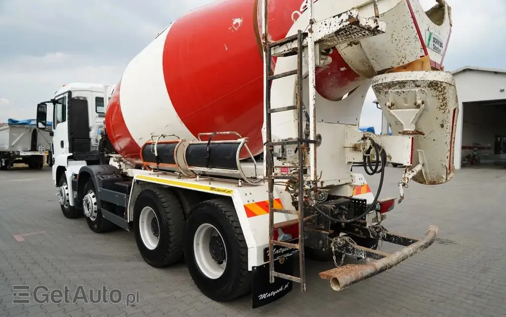 MAN TGS 32.400 / 8x4 / BETONOMIESZARKA LIEBHERR   / GRUSZKA 9 M3 / ALUFELGI / EURO 5 