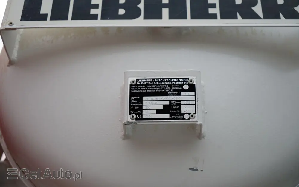 MAN TGS 32.400 / 8x4 / BETONOMIESZARKA LIEBHERR   / GRUSZKA 9 M3 / ALUFELGI / EURO 5 