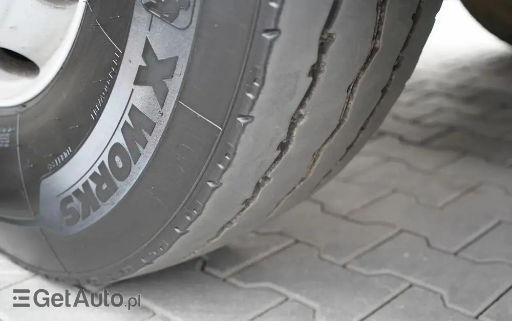 MAN TGS 32.400 / 8x4 / BETONOMIESZARKA LIEBHERR   / GRUSZKA 9 M3 / ALUFELGI / EURO 5 