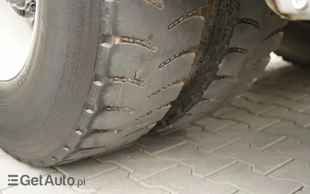 MAN TGS 32.400 / 8x4 / BETONOMIESZARKA LIEBHERR   / GRUSZKA 9 M3 / ALUFELGI / EURO 5 