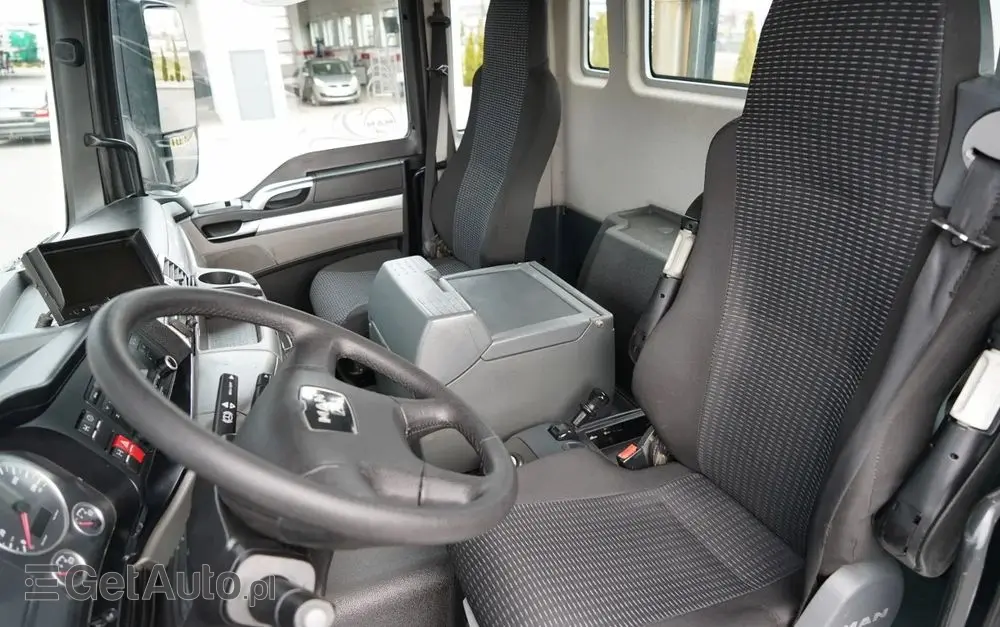 MAN TGS 32.400 / 8x4 / BETONOMIESZARKA LIEBHERR   / GRUSZKA 9 M3 / ALUFELGI / EURO 5 