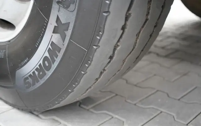 MAN TGS 32.400 / 8x4 / BETONOMIESZARKA LIEBHERR   / GRUSZKA 9 M3 / ALUFELGI / EURO 5 