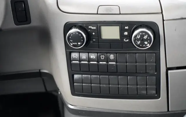 MAN TGS 32.400 / 8x4 / BETONOMIESZARKA LIEBHERR   / GRUSZKA 9 M3 / ALUFELGI / EURO 5 