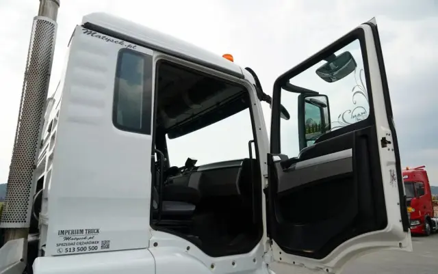 MAN TGS 32.400 / 8x4 / BETONOMIESZARKA LIEBHERR   / GRUSZKA 9 M3 / ALUFELGI / EURO 5 