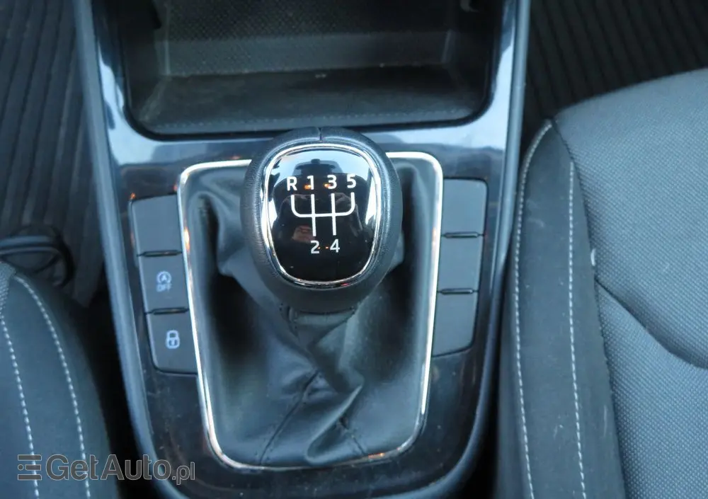 SKODA Fabia 1.0 TSI Style