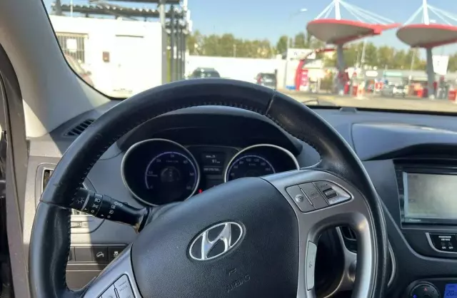 HYUNDAI Ix35 