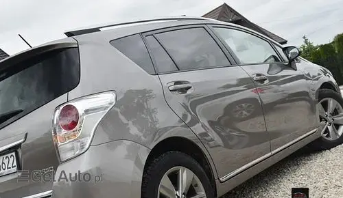TOYOTA Verso 