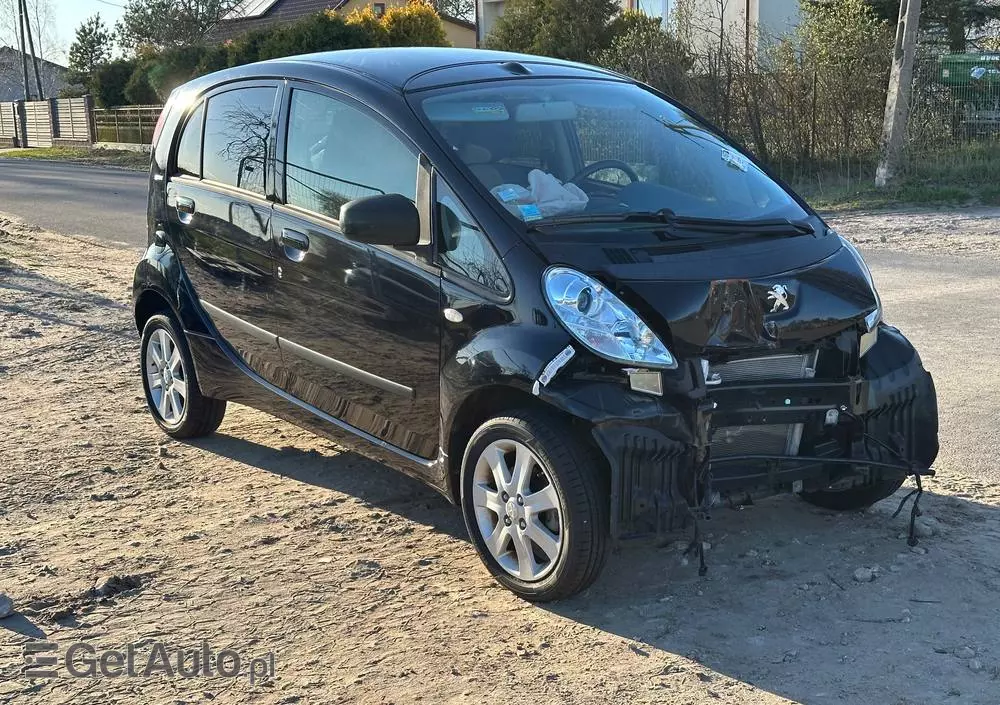PEUGEOT IOn Active