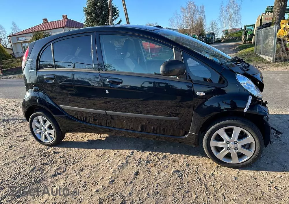 PEUGEOT IOn Active