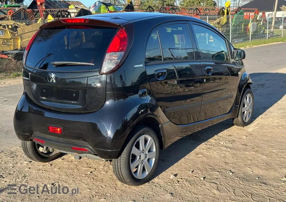 PEUGEOT IOn Active