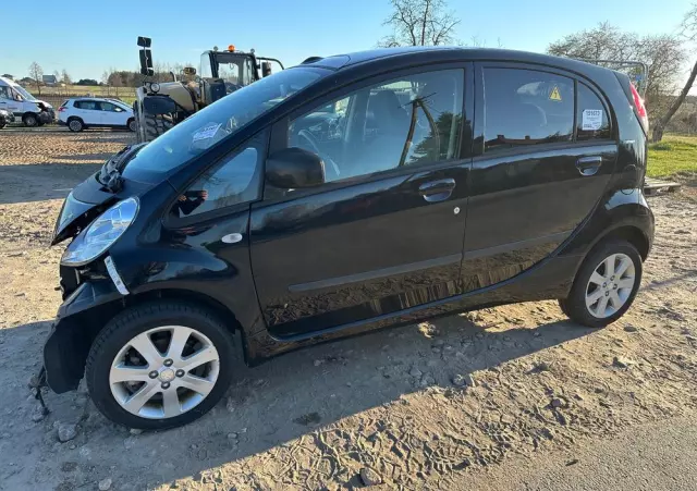 PEUGEOT IOn Active