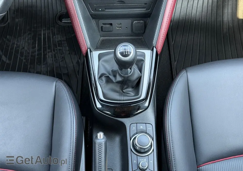 MAZDA CX-3 SKYACTIV-G 120 FWD Exclusive-Line