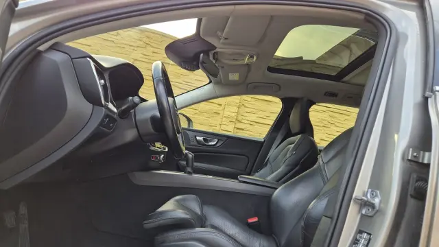 VOLVO V60 D4 SCR Inscription