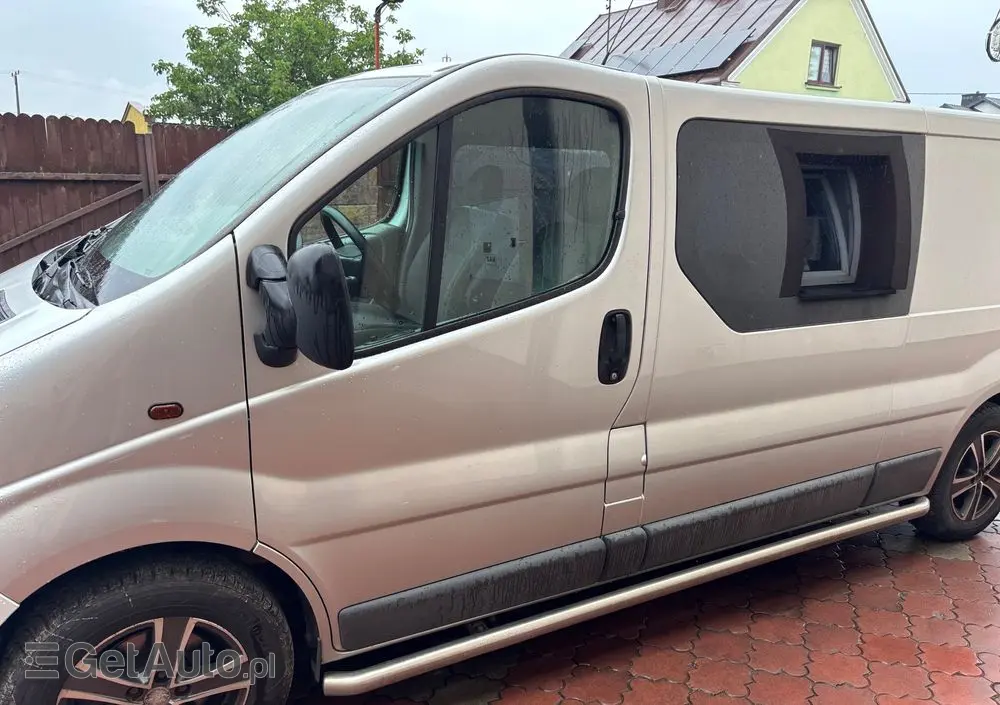 OPEL Vivaro 