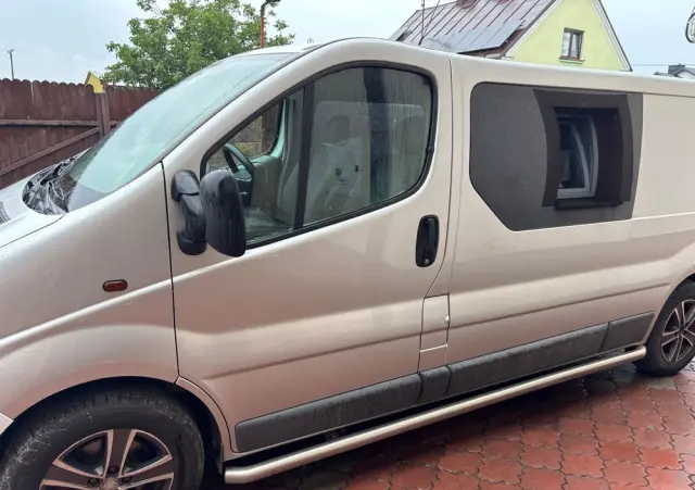 OPEL Vivaro 