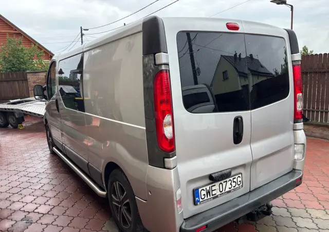 OPEL Vivaro 