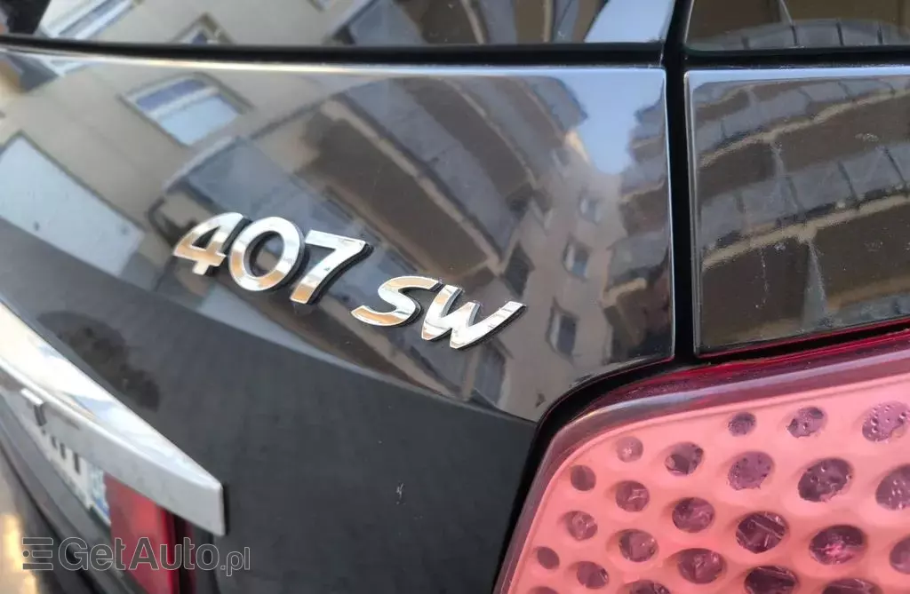 PEUGEOT 407 