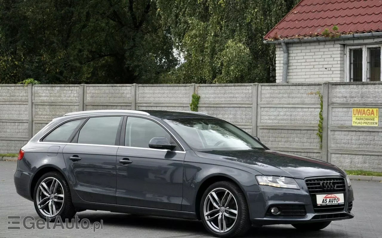 AUDI A4 
