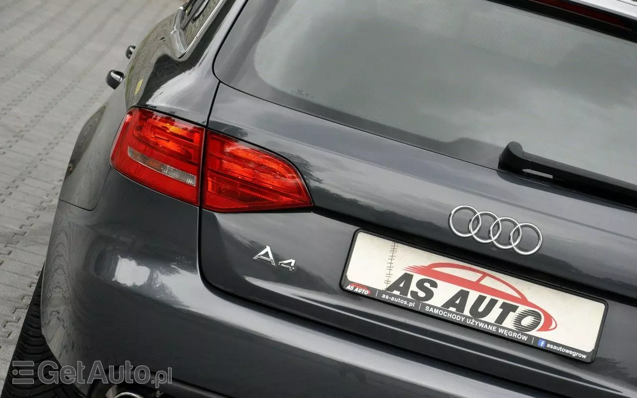 AUDI A4 