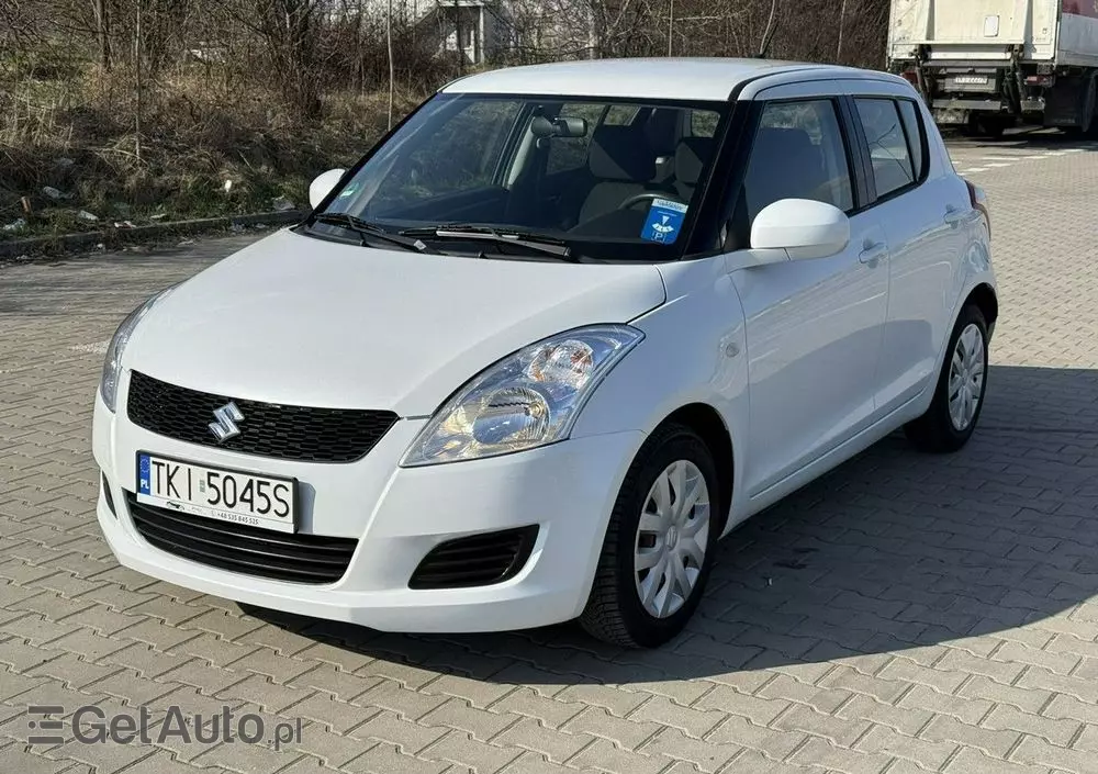 SUZUKI Swift 