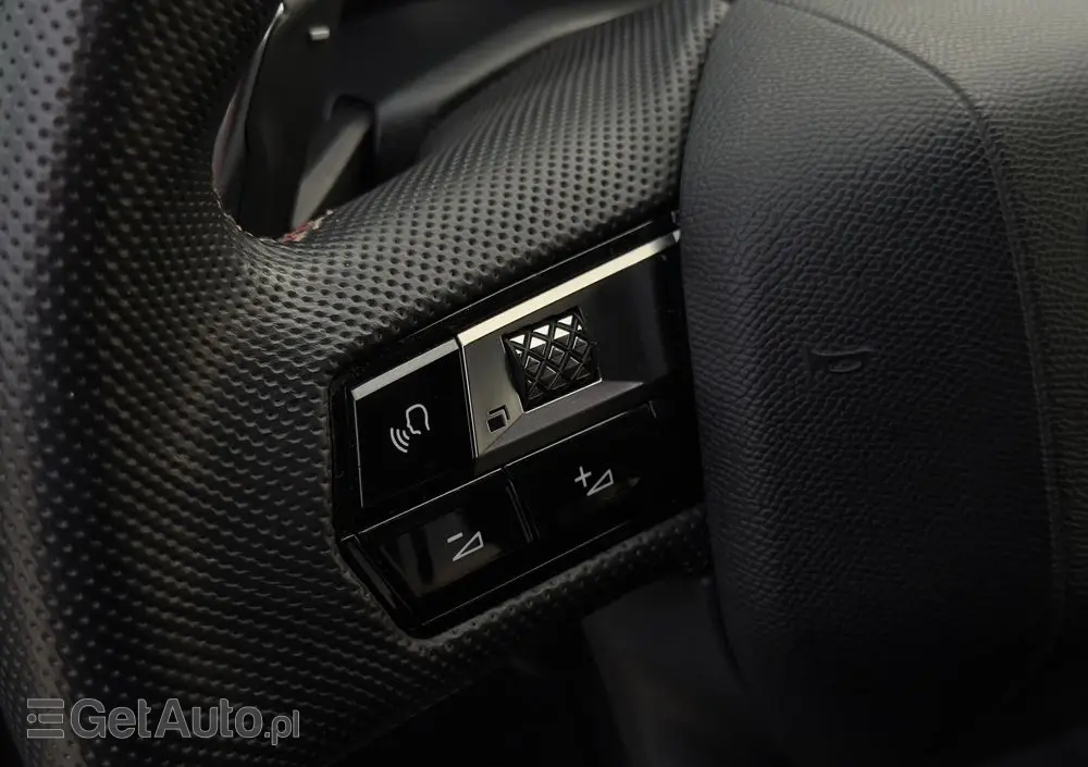 DS AUTOMOBILES DS 7 Crossback 2.0 BlueHDi Performance Line +