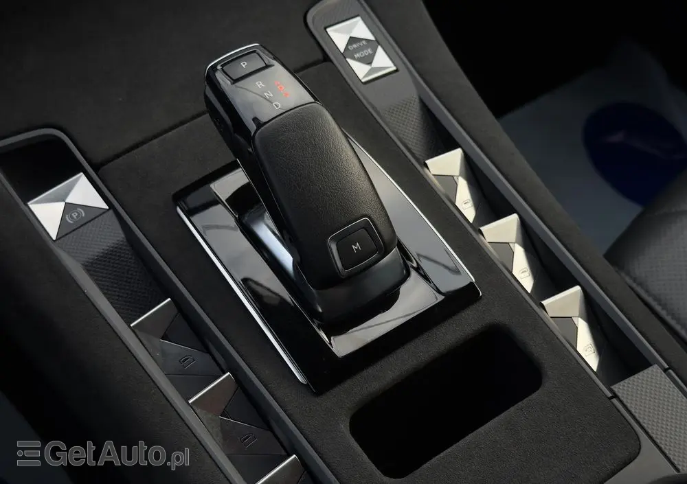 DS AUTOMOBILES DS 7 Crossback 2.0 BlueHDi Performance Line +