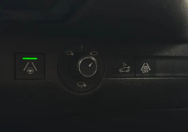 DS AUTOMOBILES DS 7 Crossback 2.0 BlueHDi Performance Line +