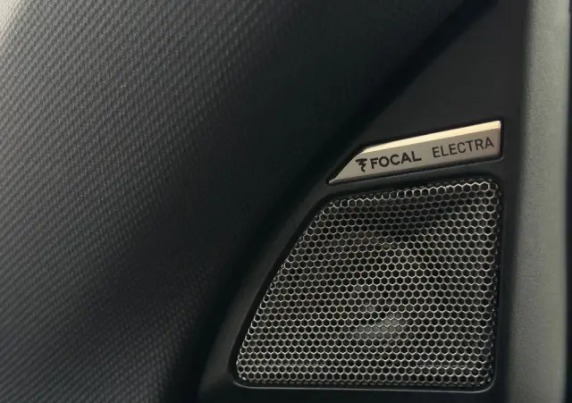 DS AUTOMOBILES DS 7 Crossback 2.0 BlueHDi Performance Line +