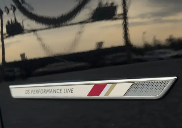 DS AUTOMOBILES DS 7 Crossback 2.0 BlueHDi Performance Line +