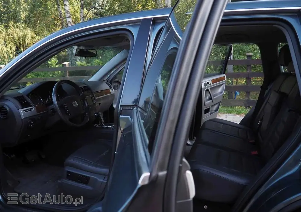 VOLKSWAGEN Touareg 3.0 V6 TDI DPF Automatik