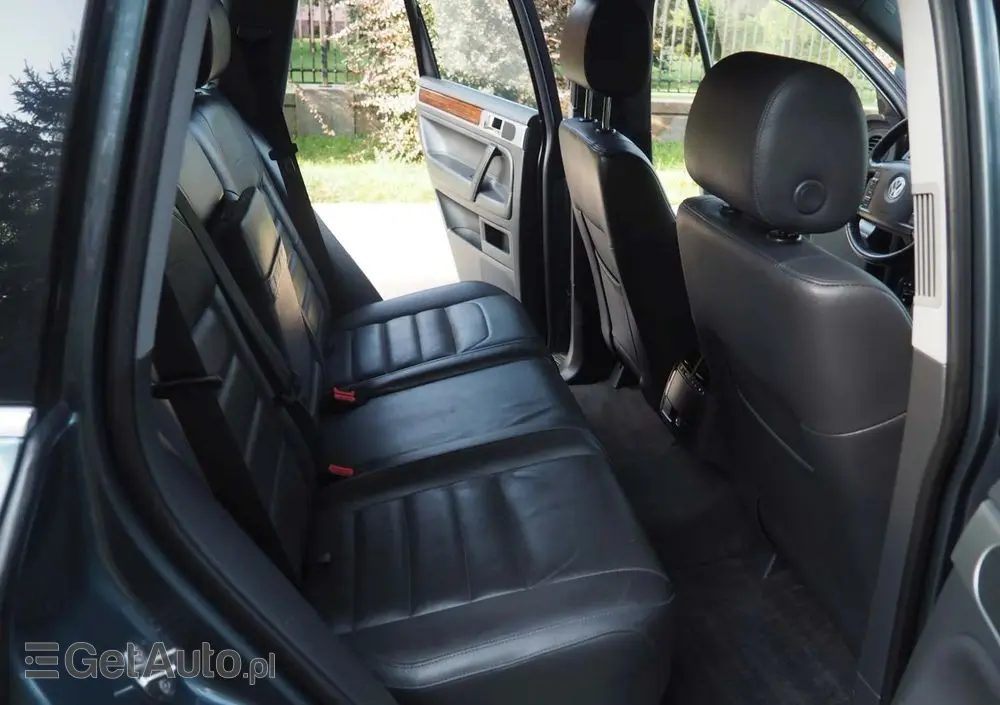 VOLKSWAGEN Touareg 3.0 V6 TDI DPF Automatik